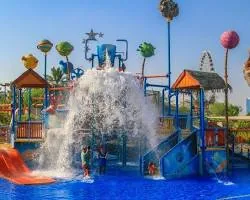Pearls Kingdom water park